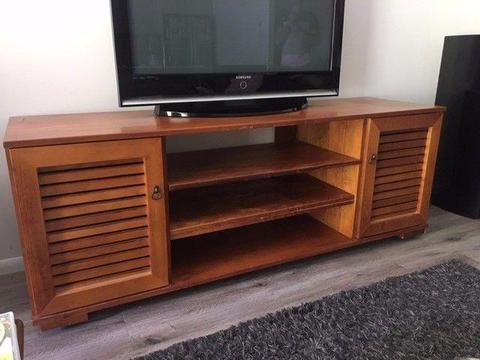 Wooden Entertainment Unit TV Cabinet