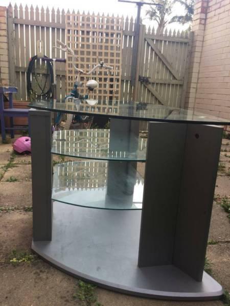 TV table in good condition