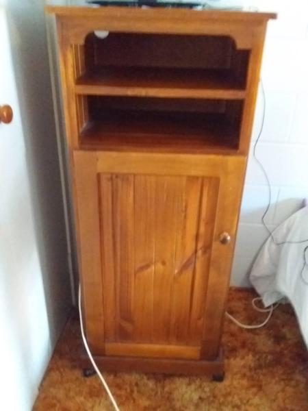 Bedroom Wooden Entertainment Unit on Wheels Excellent Condition