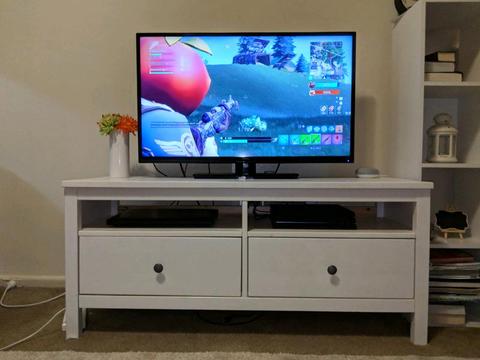 IKEA Hemnes TV Stand TV unit