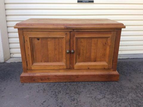 TV / Entertainment Cabinet / Rustic Timber