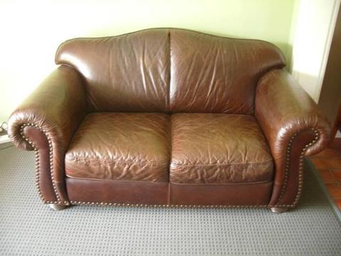 Natuzzi Saddleback 2 seater leather couch