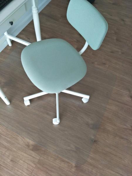 Ikea blackberget computer swivel chair and floor protector