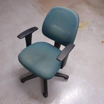 Office Chair good condition fully adjustable
