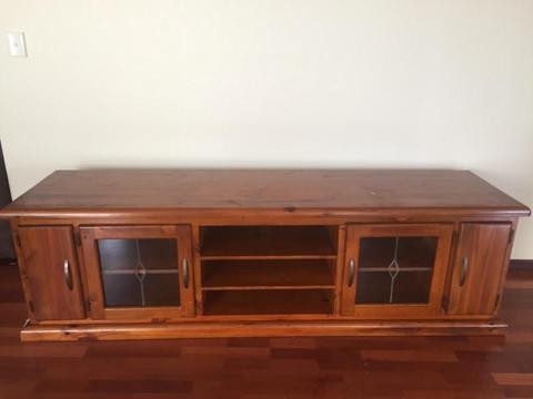 Used Large Entertainment Tv Unit and coffee table