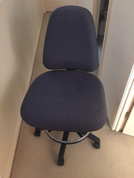 Adjustable office chair great condition
