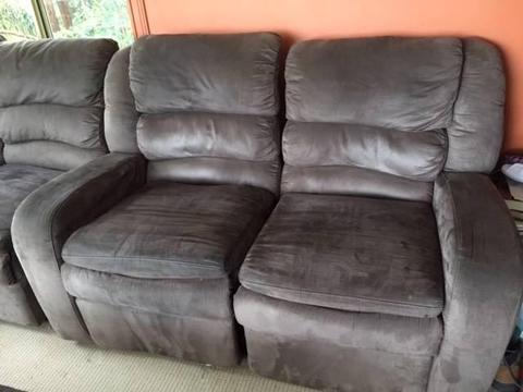 lounge suite 6 seater incl. bed & 2 recliners
