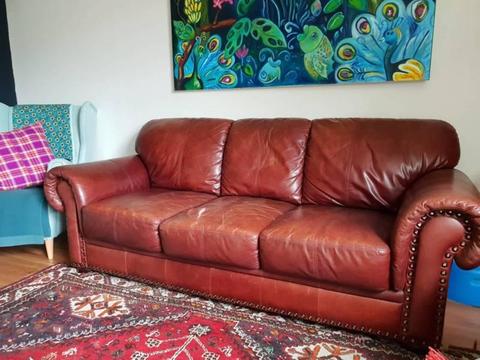2x leather couch