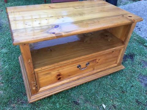 Pine TV Cabinet with Drawer & Shelf