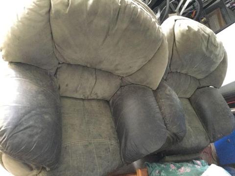 Three seater and 2 recliners