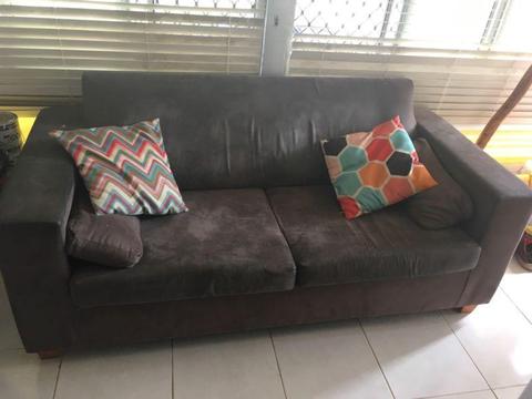 3 seater couch and sofa bed