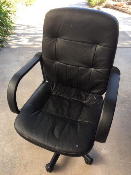 Give-away Student Desk Chair