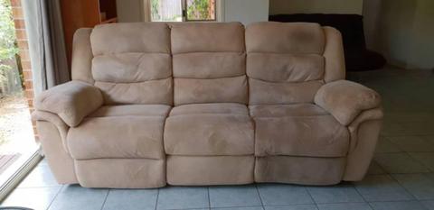 3 seater beige suede couch recliner