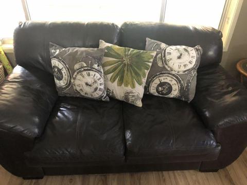 Leather 2 seater couch excellent condition
