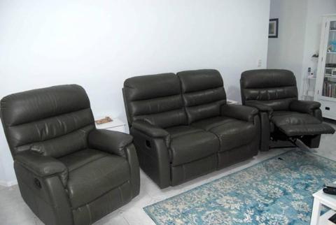 Lounge Suite Leather Recliner 4 Seater