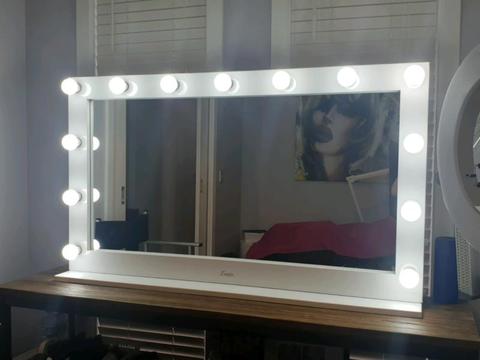 Mirror Beauty/glam