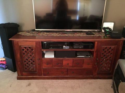 Entertainment Unit Solid Timber