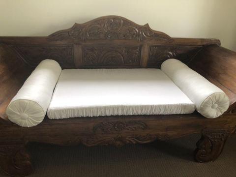 Day bed - Balinese