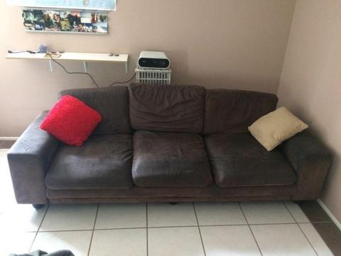 4 x Couches