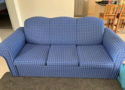 Wanted: Sofa lounge