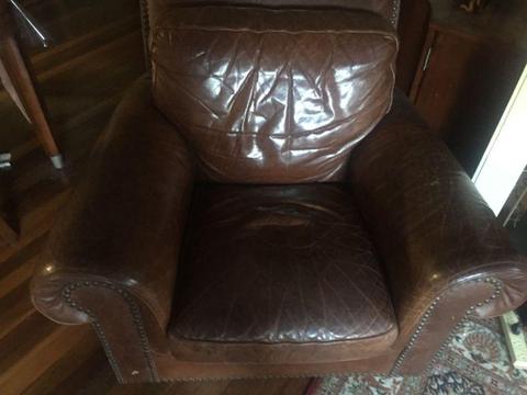 Natuzzi leather lounge suite