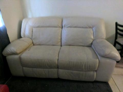 2 Seater recliner lounge