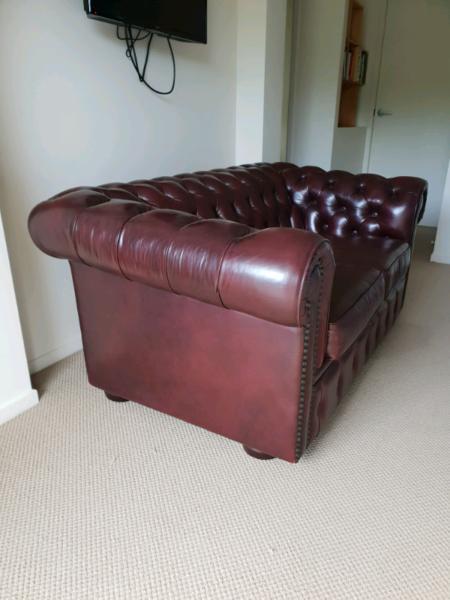 MORAN Chesterfield 2.5 seater sofa lounge