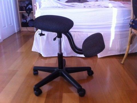Kneeling Chair, adjustable height, excellent condition