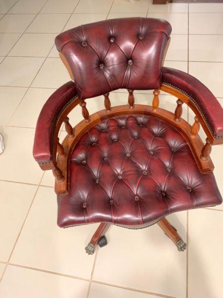 Chesterfield captain's swivel chair