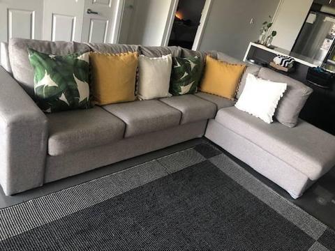 Couch - Excellent Condition