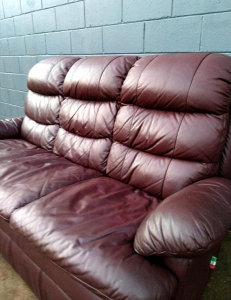 Genuine leather 3 seater Rubelli sofa