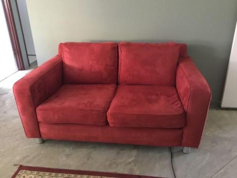 2 seater lounge in great condition