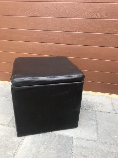Foot stool with storage