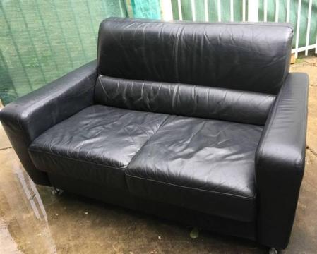 Black leather 2 seat couch