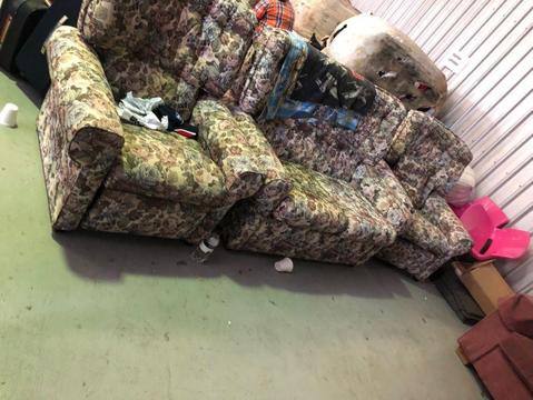 2 recliners and couch