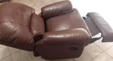 Single leather recliner lounge