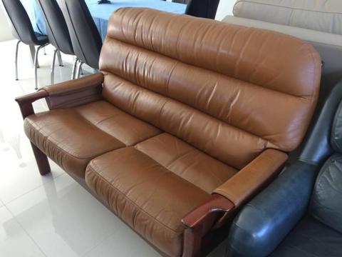 Sofa - 2 seater leather