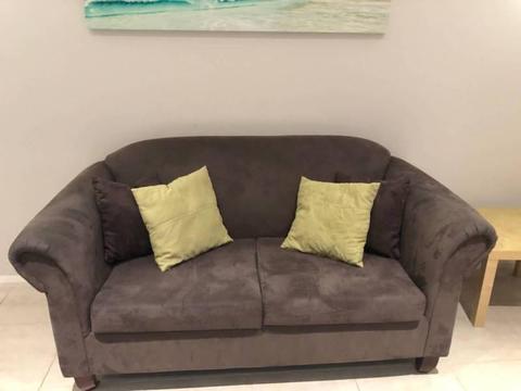 Sofa's - 3 & 2 seater in great condition