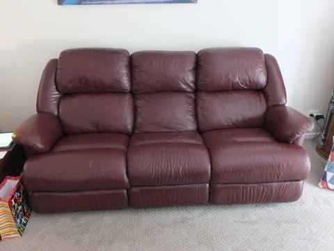 Leather lounge suite - 3 seater settee with two single recliners
