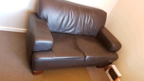 2 seater leather lounge