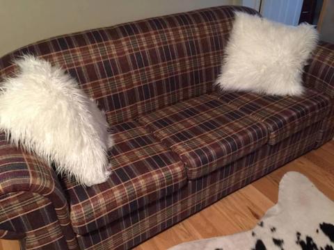 Convertible bed ,3 seater couch in very good condition