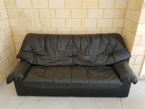 2.5 Seater Leather Couch