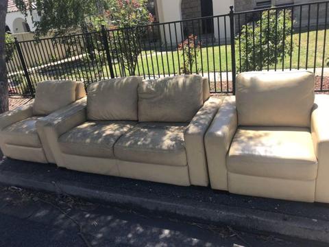 Free Used Sofa and armchairs