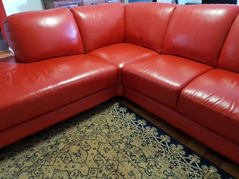 Quality Gascoigne Leather 'New York' Modular Sofa