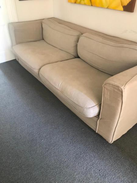Provincial sofa