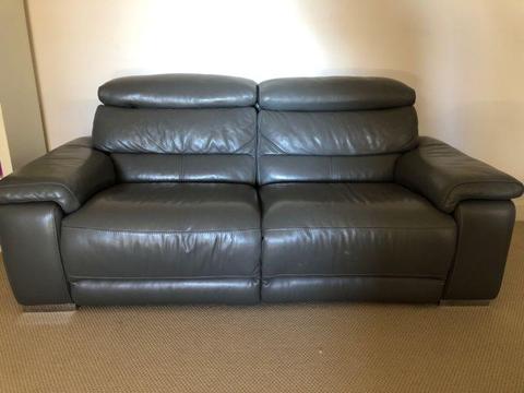 Reclining 2 piece leather theatre sofas