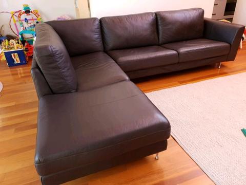 L-shaped Lounge - Chocolate Brown