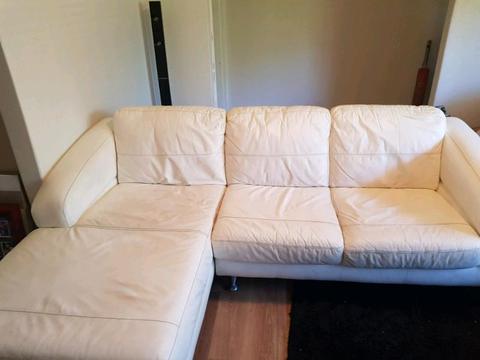 White leather lounge 5 Seater