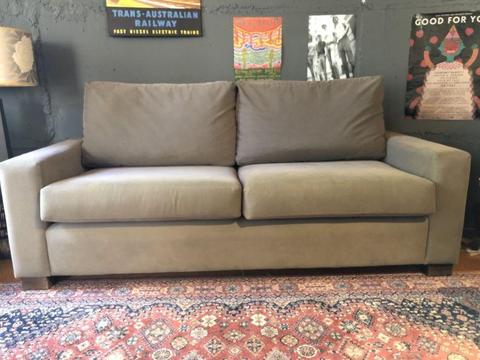 2.5 seater Freedom sofa