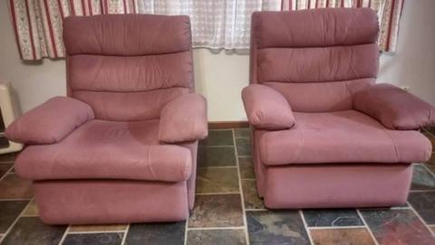 3 seater lounge &2 recliner chairs